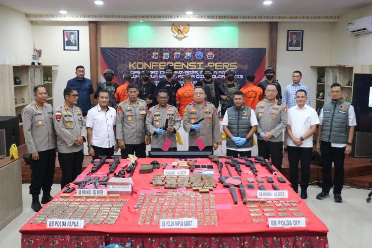 Konpers kasus jaringan penyuplai senjata api lintas Provinsi