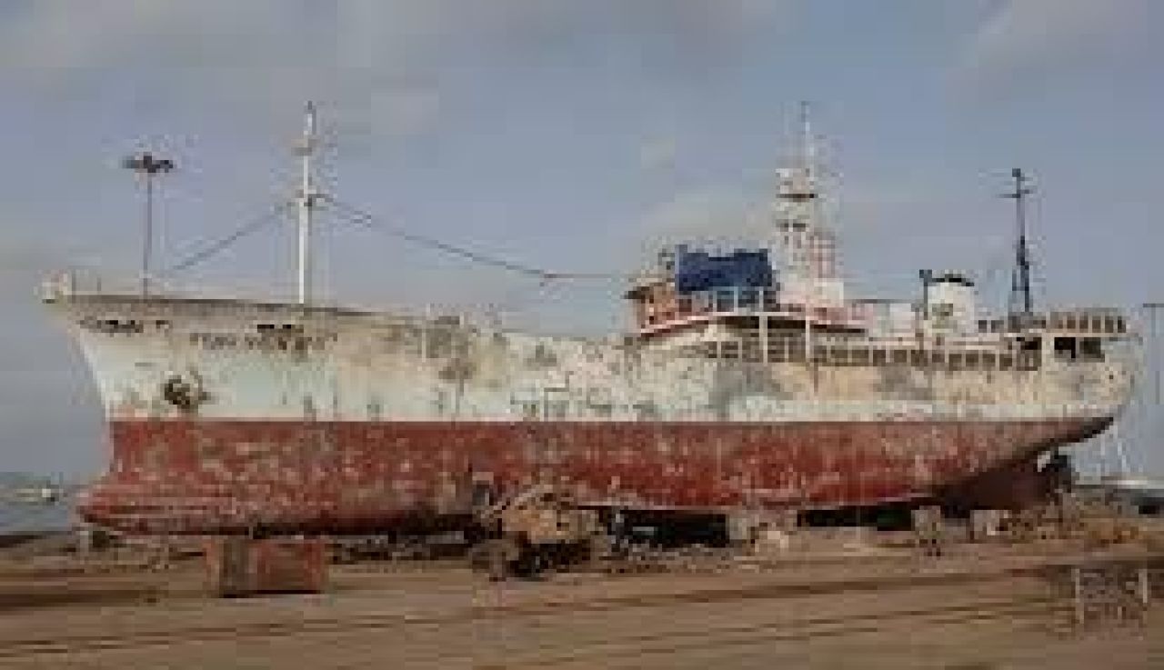 Kapal KM Sriwijaya Agung