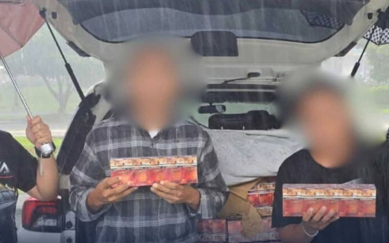 2 pelaku pengedar rokok ilegal di Semarang