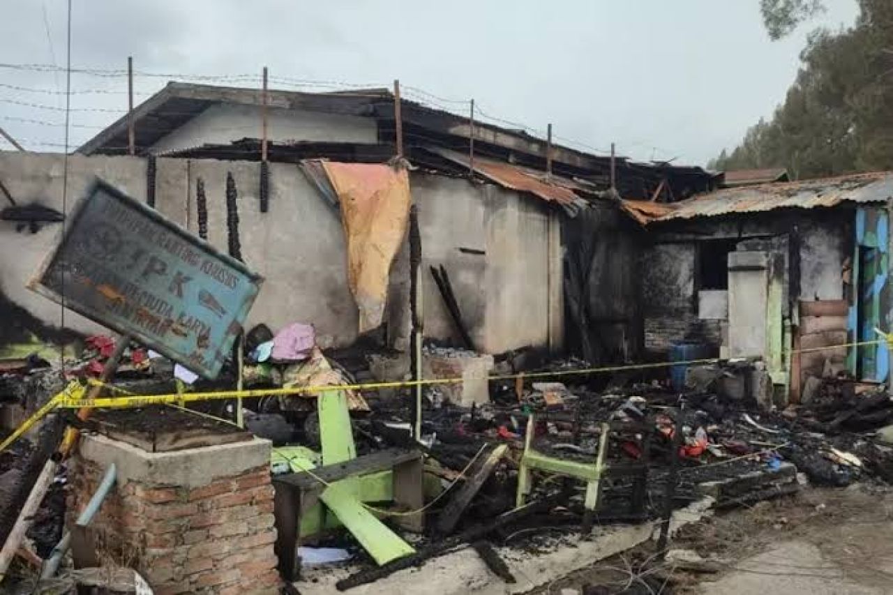 Rumah Edrin Adriansyah yang dibakar