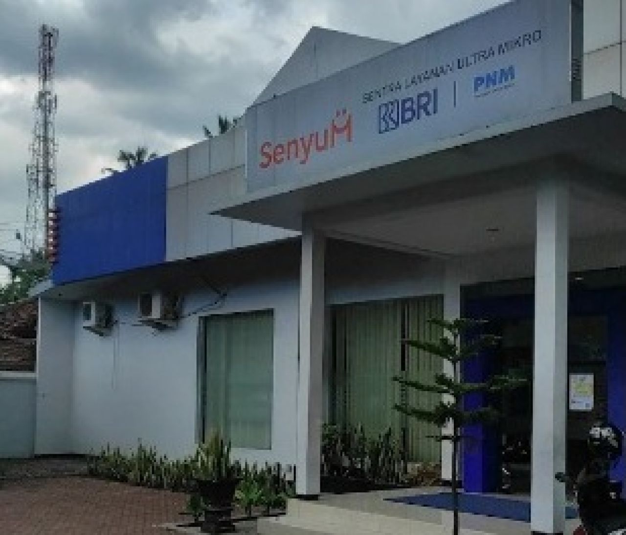 Kantor BRI Unit Tapen