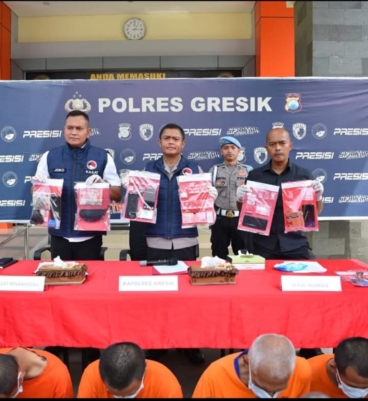 Prescon pengungkapan kasus narkoba di Polres Gresik