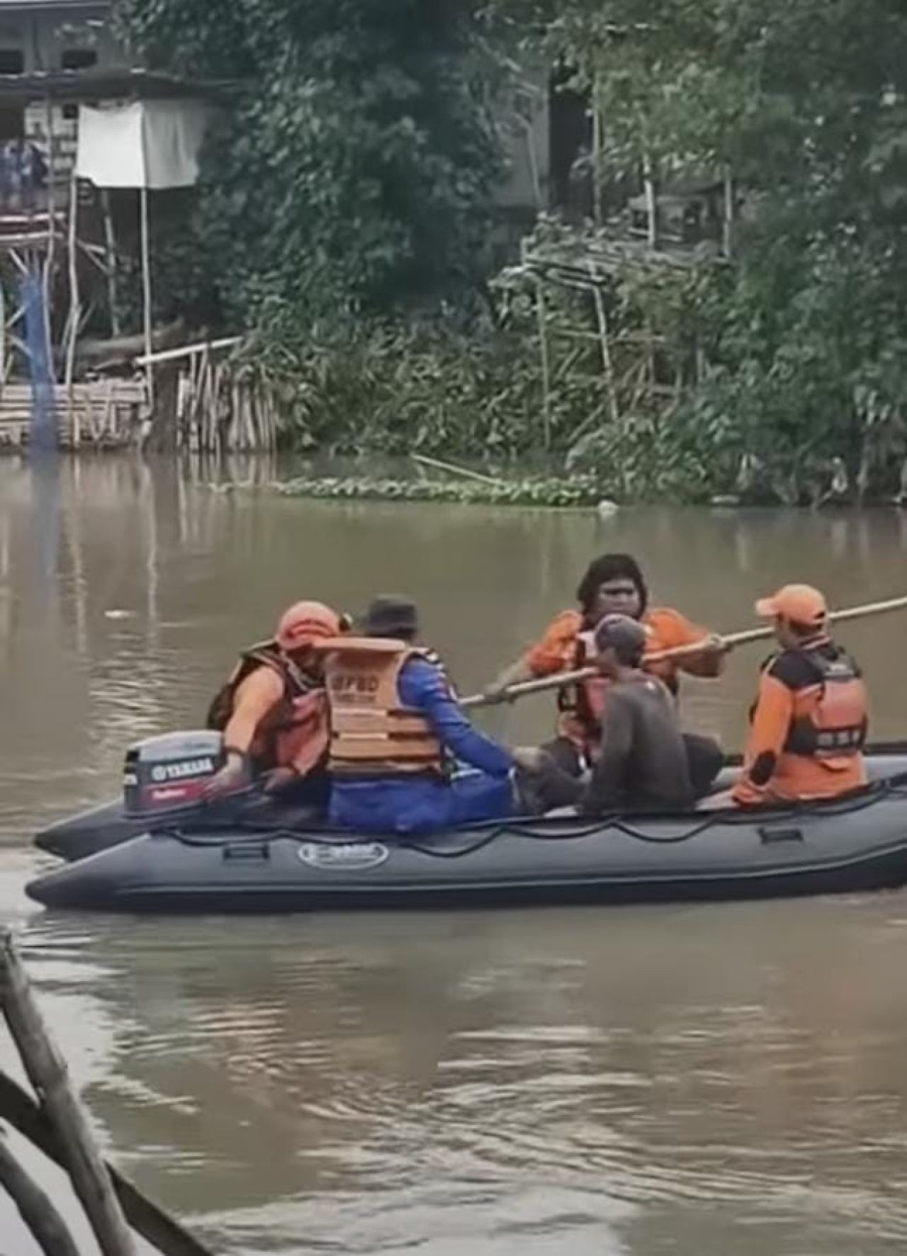 Pencarian terhadap EW