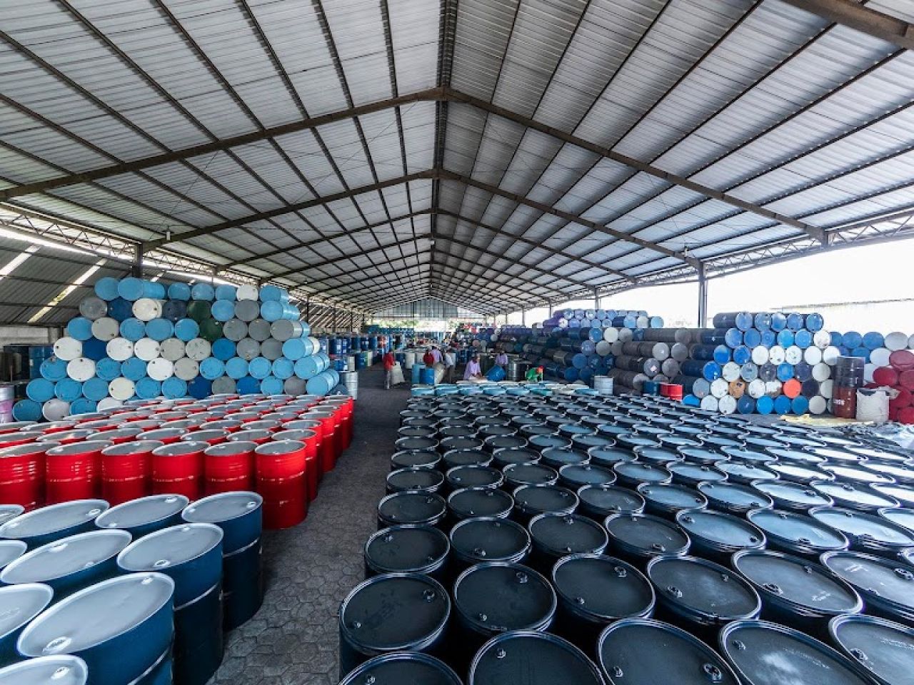 Drum di PT Barrel Jaya Abadi. (Foto : ins)