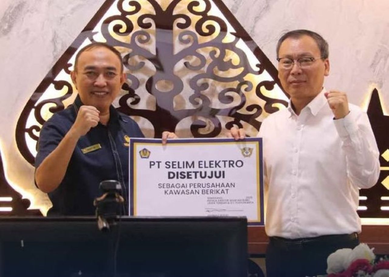 Penyerahan izin ke PT Selim Elektro