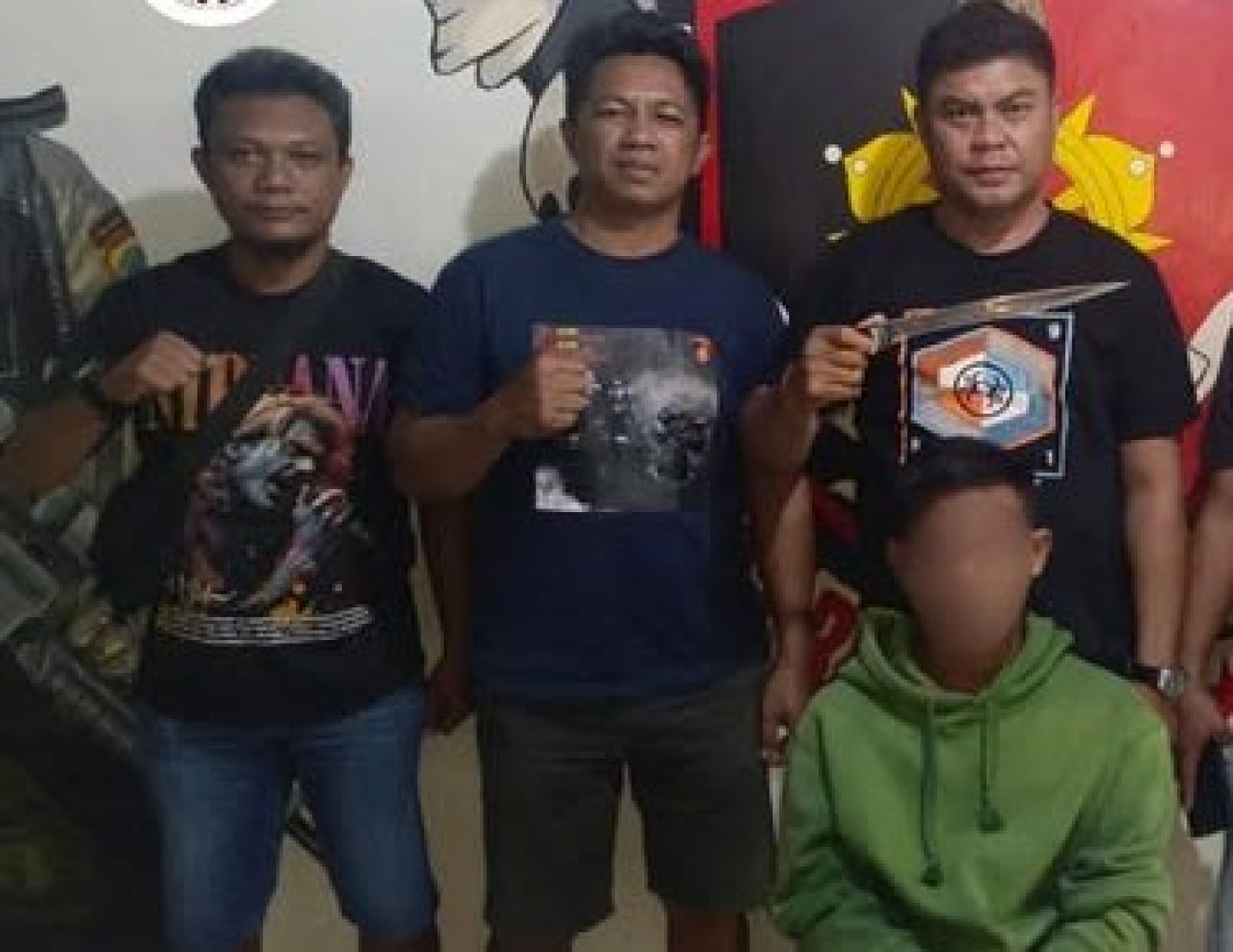 Tim Resmob Polres Bitung dan pelaku R