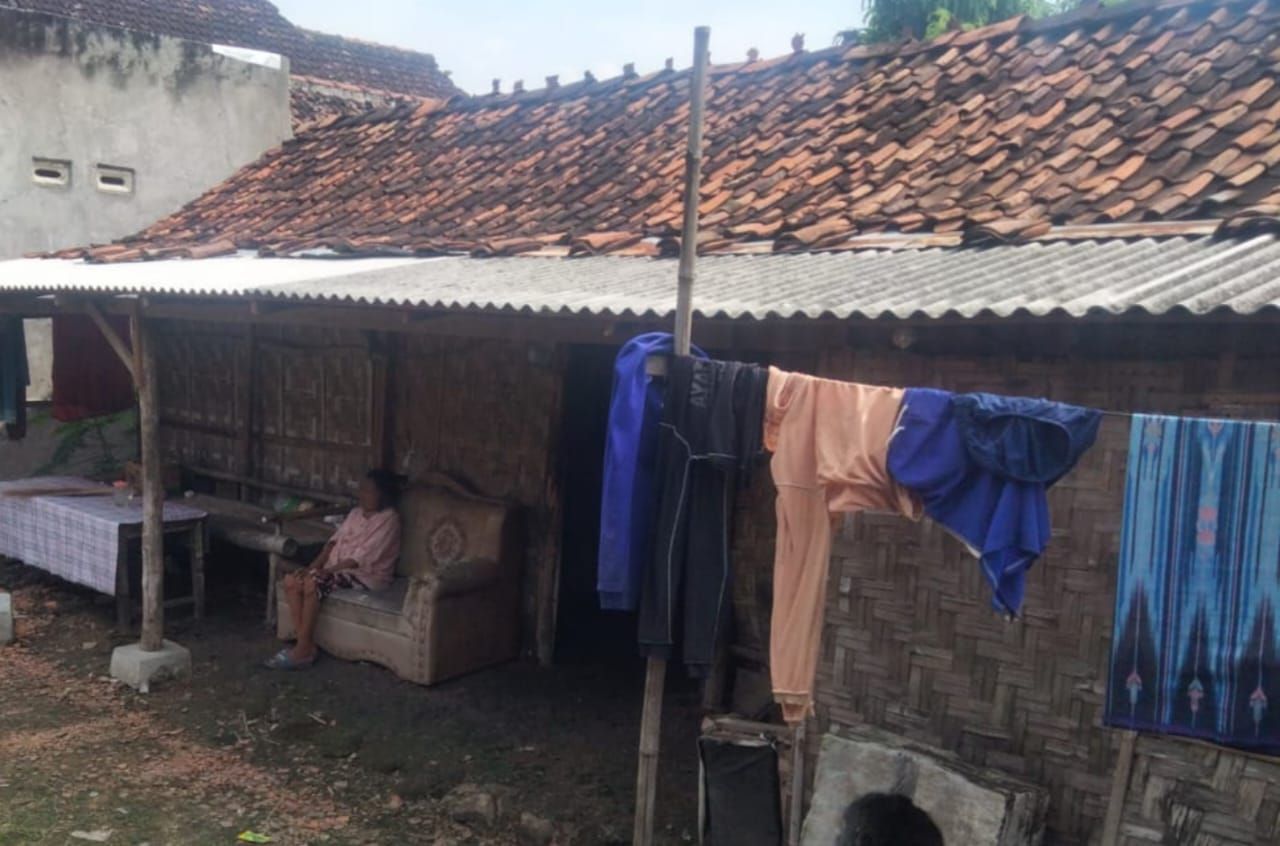 Gubug yang ditempati Mbah Sagimah