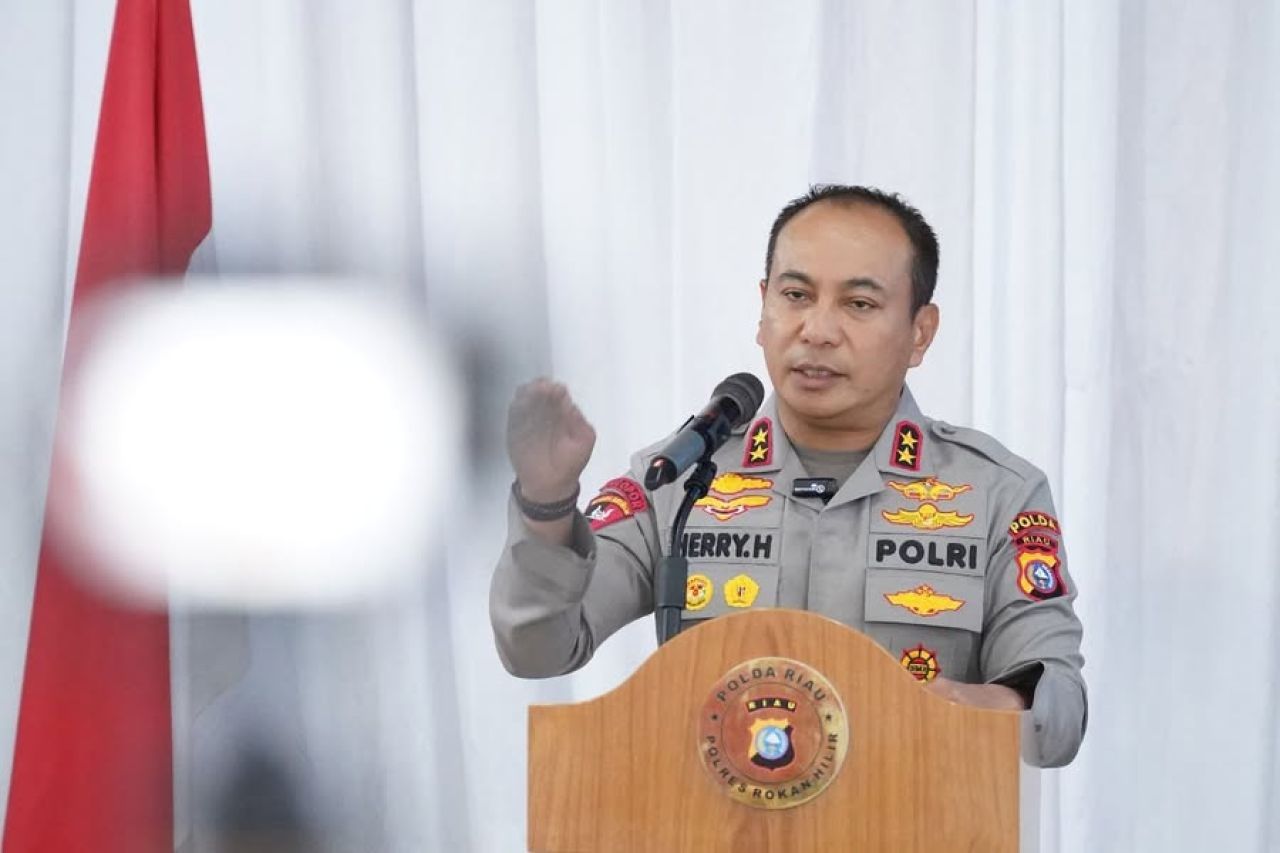 Kapolda Riau, Irjen Herry Heryawan