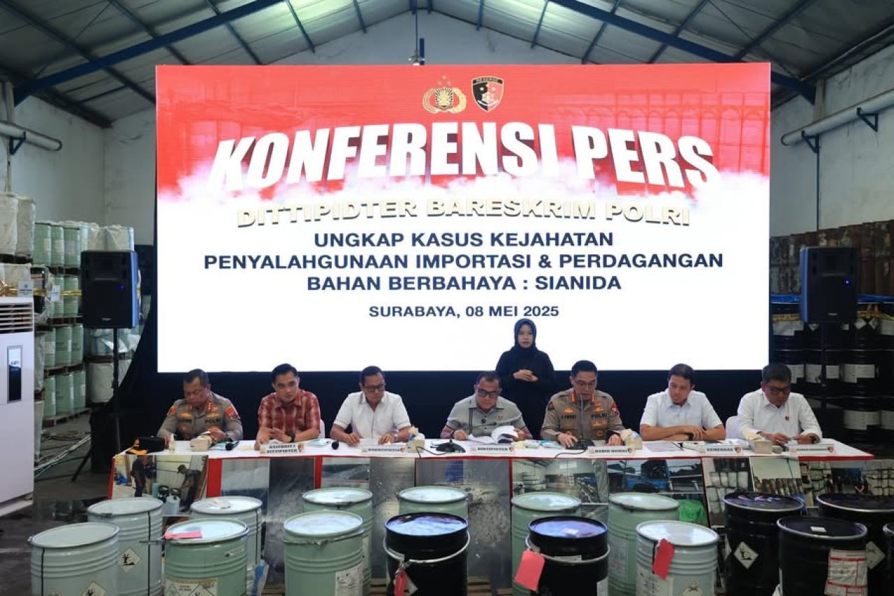 Konpers pengungkapan perdagangan sianida
