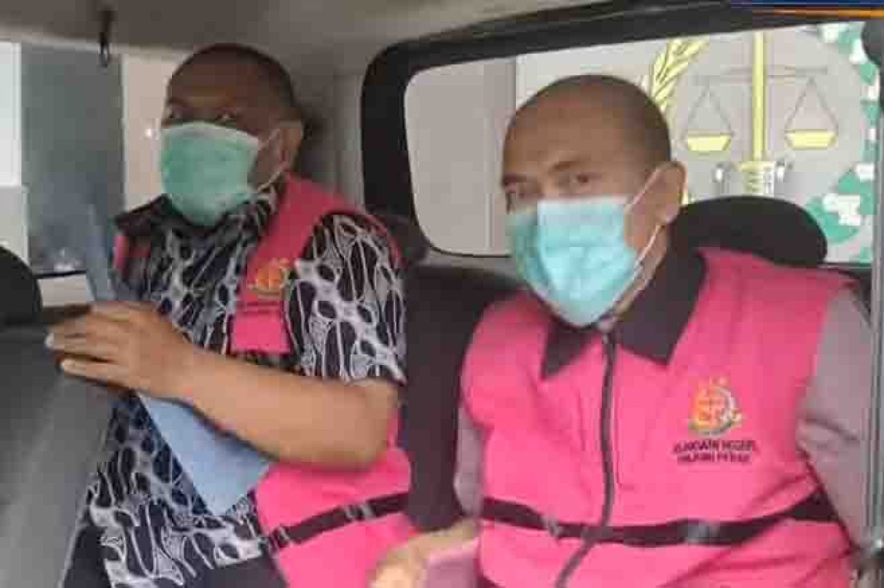 Tri Angga Setyayana dan Denny Kurniawan