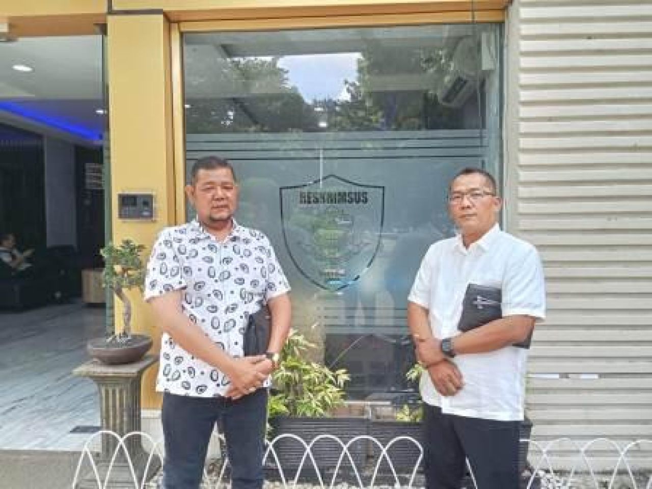 Komang dan Efianto