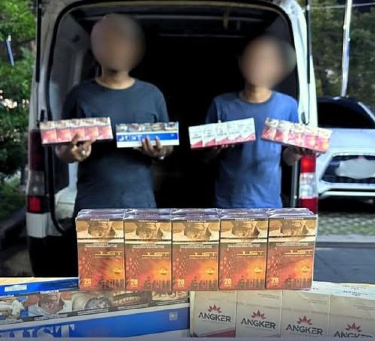 Pengedar rokok ilegal yang ditindak