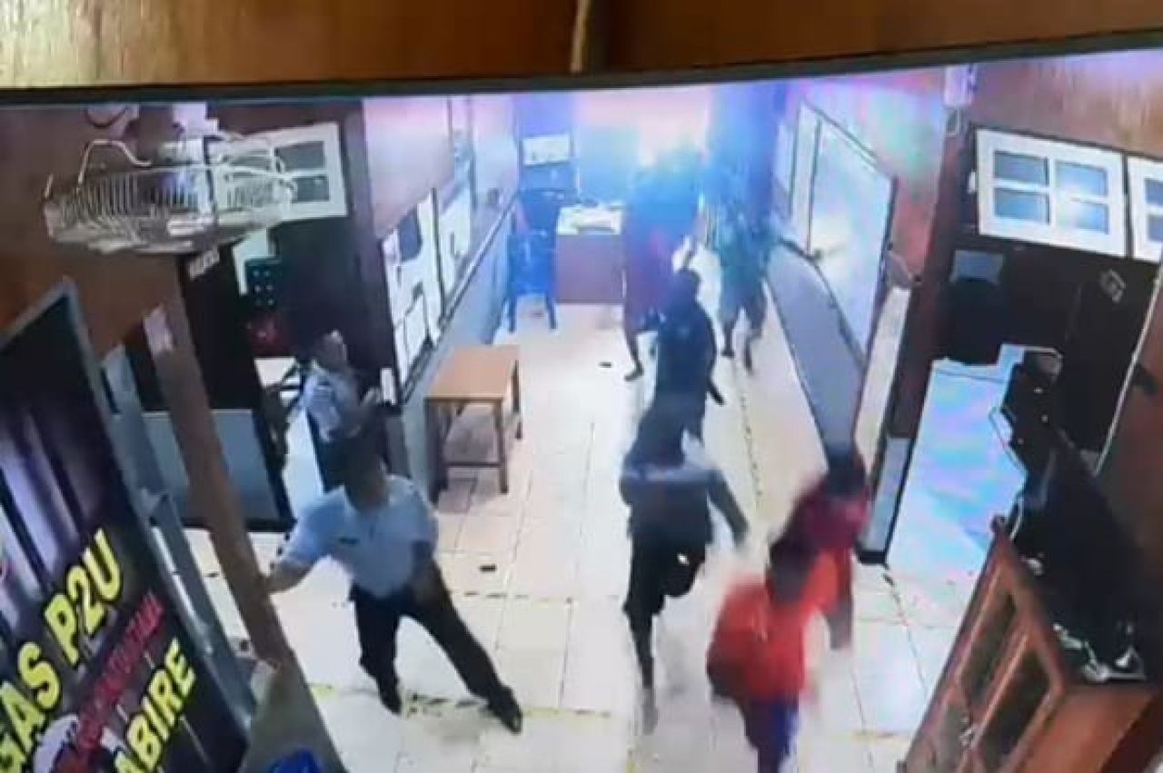 Rekaman saat napi kabur dari Lapas Nabire