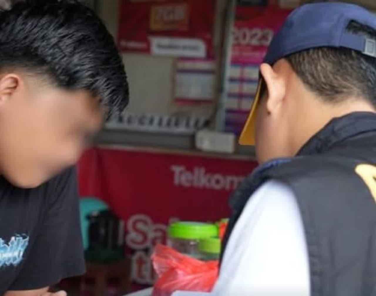 perasi Pasar Rokok Ilegal