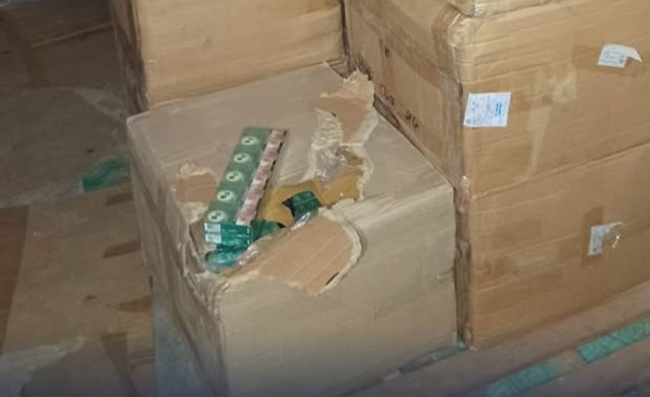 Penimbunan rokok ilegal senilai miliaran rupiah