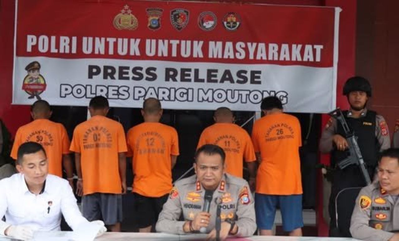 Konferensi pers pencurian motor di Polres Parigi Moutong