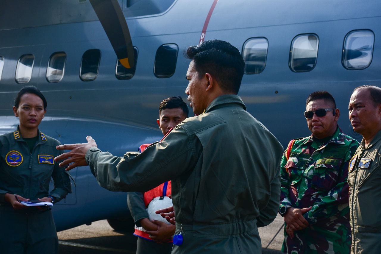 Pesawat CN 235-220 dari Skuadron Udara 800 Wing Udara 2 Puspenerbal Juanda