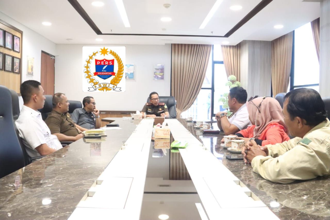 Audiensi pengurus SWI dengan Kepala Kejati Riau