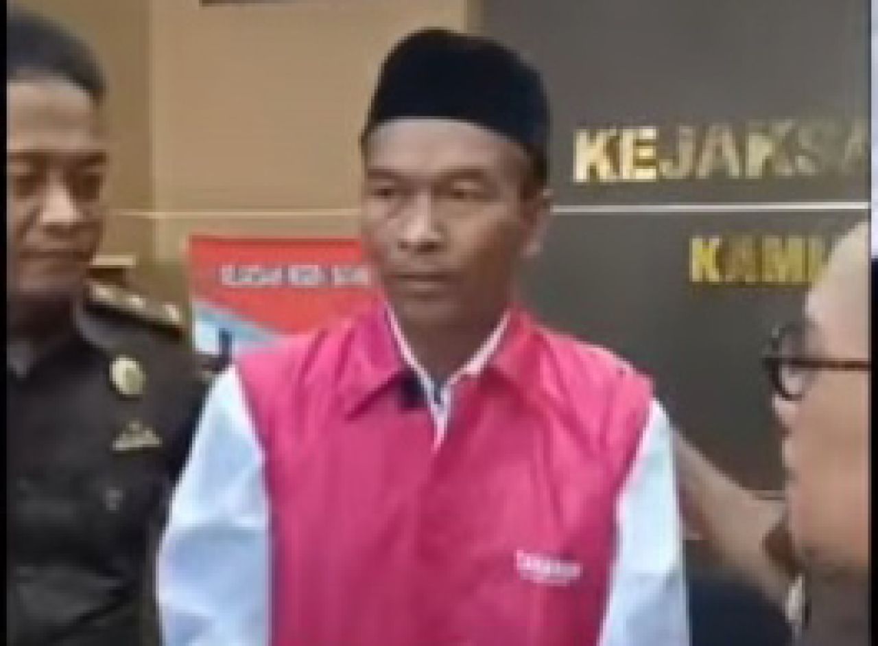 Kepala Desa Mojotengah berinisial D