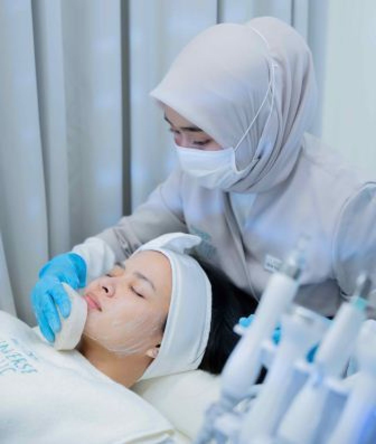 Wardah Skinverse Clinic 2025