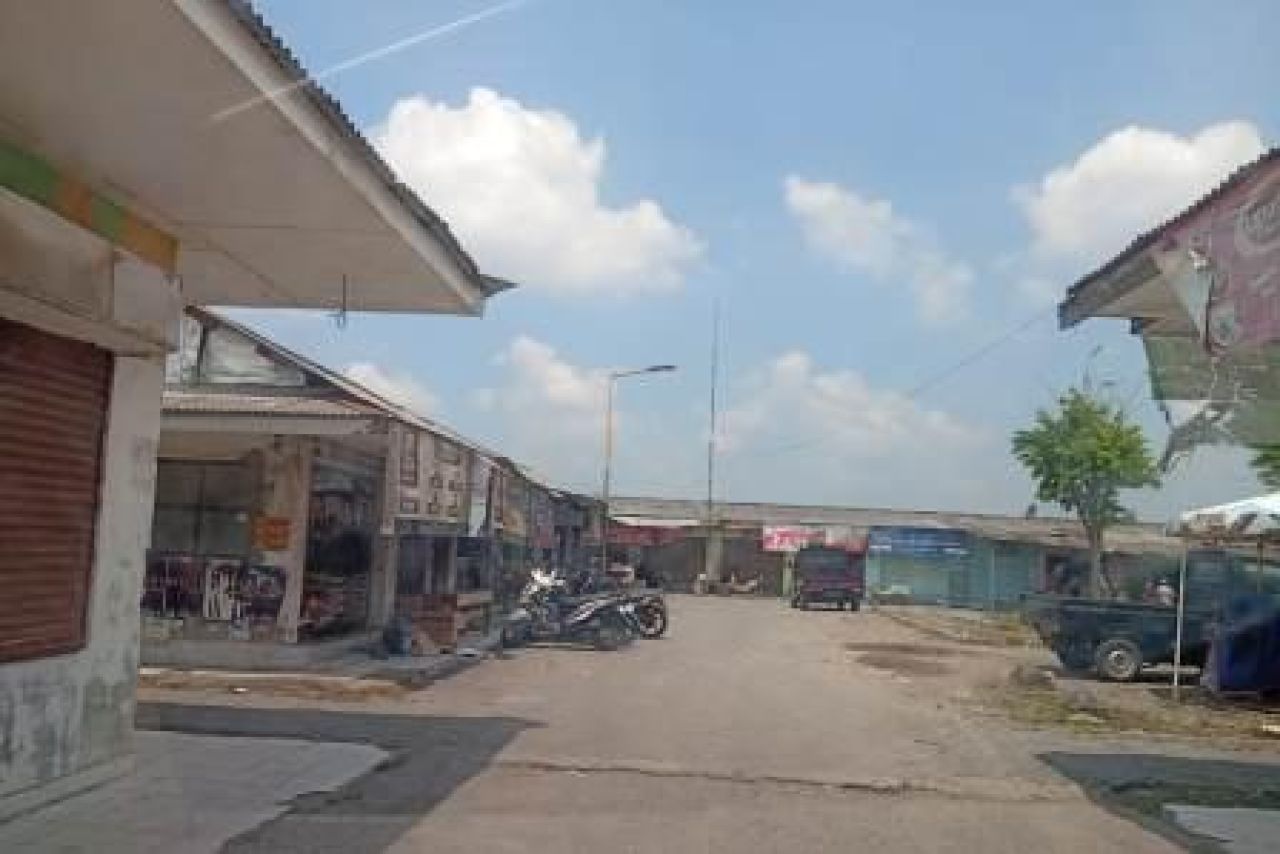 Pasar Desa Sumput yang dikelola BUMDes