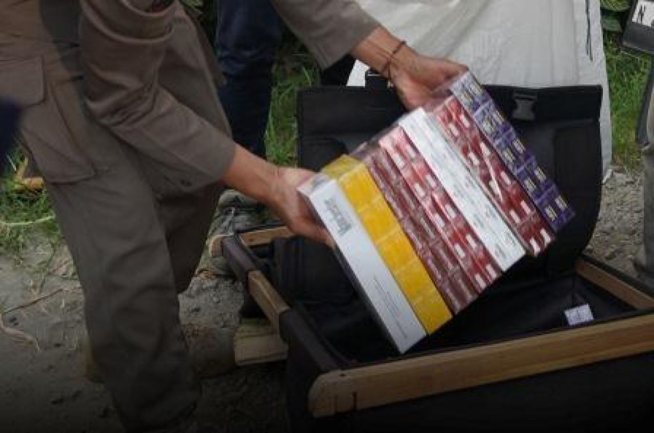 Rokok ilegal yang diamankan Bea Cukai Kediri dan Satpol PP