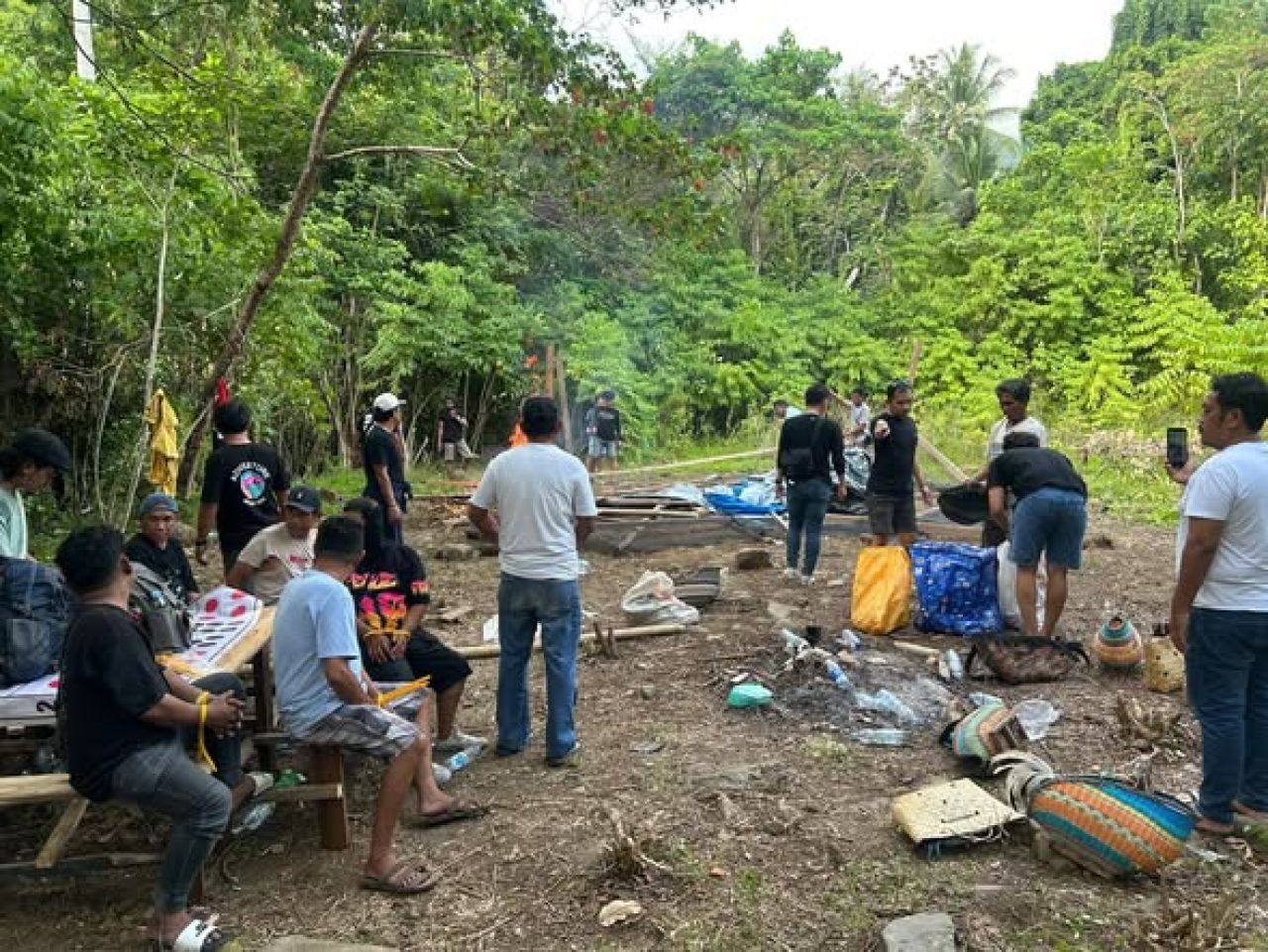 Penggrebekan lokasi judi oleh Polres Ternate