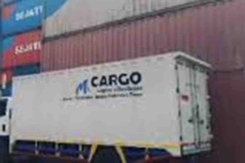 Darlinah, Staf Keuangan PT Sarana Multi Intermoda Divonis 1 Tahun 6 Bulan