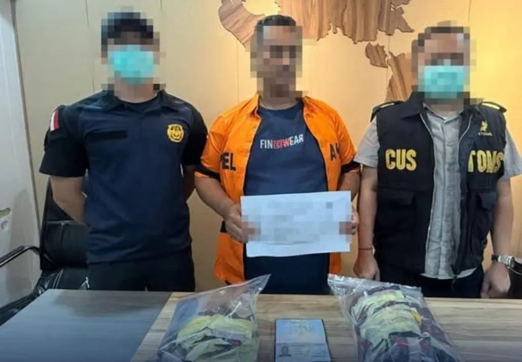 Bea Cukai Batam Gagalkan Penyelundupan 148 Cartridge Rokok Elektrik