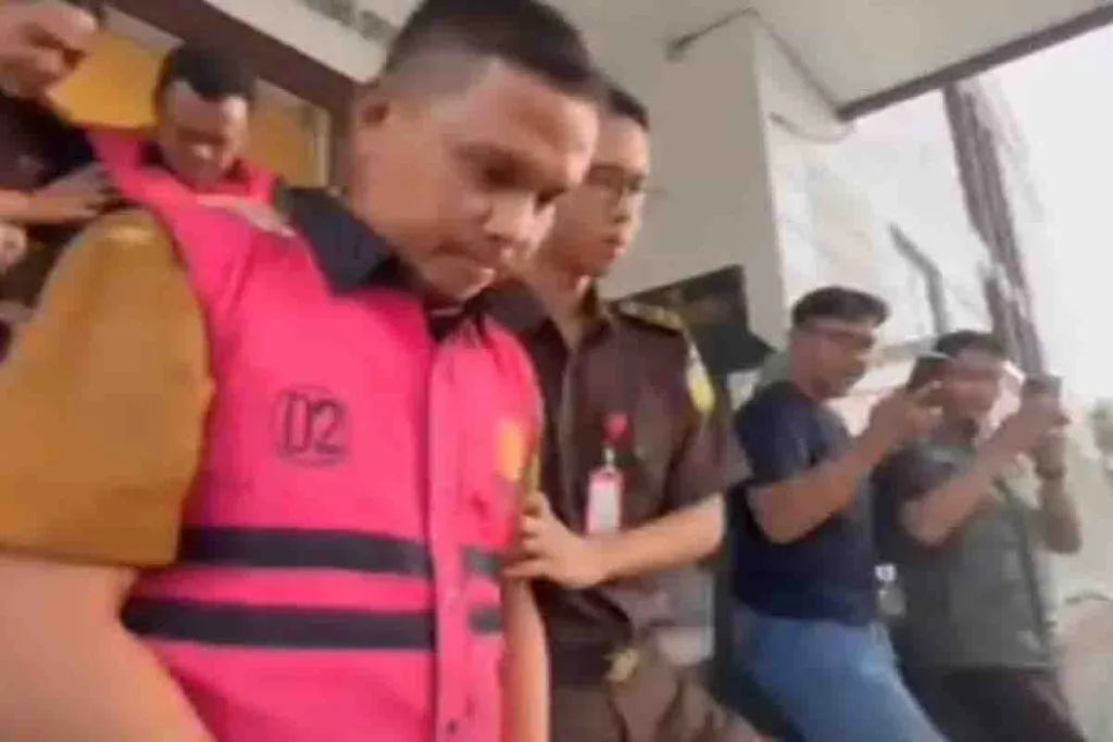 Kepala Sekolah PKBM Budi Luhur Pasuruan Divonis 6 Tahun Dan 6 Bulan