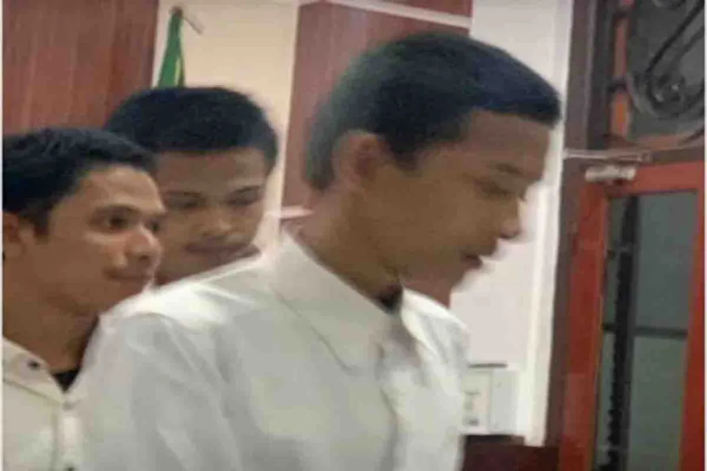 Sindikat Jual Beli Rekening, Pemilik Resto Coto Makassar Surabaya Jadi Korban
