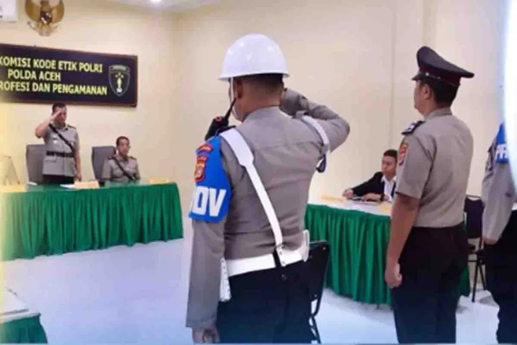 Oknum Polres Aceh Selatan Dipecat Usai Rampok Toko Emas Amin Setia