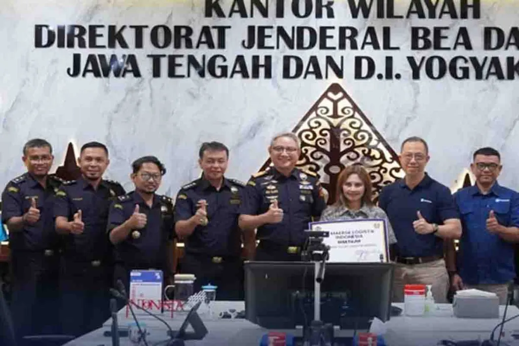 Maersk Logistics Indonesia Diresmikan Jadi Pusat Logistik Berikat