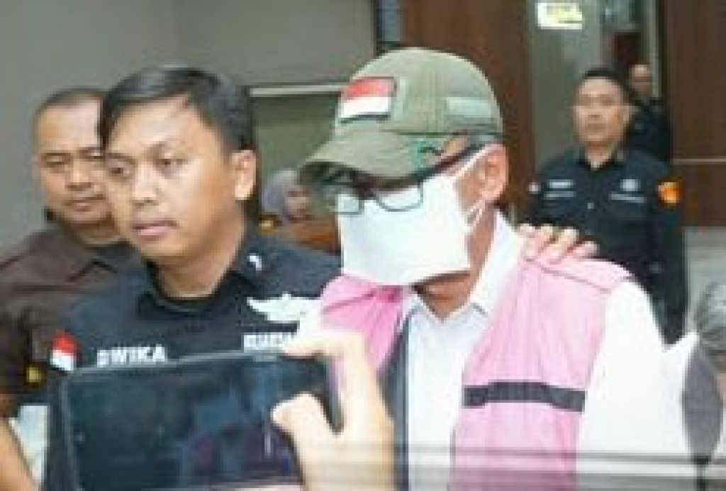 E.S.K selaku Pejabat Pembuat Komitment