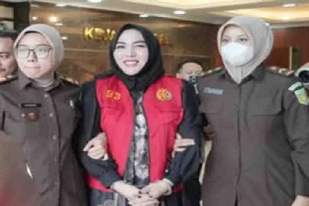 Mira Hayati