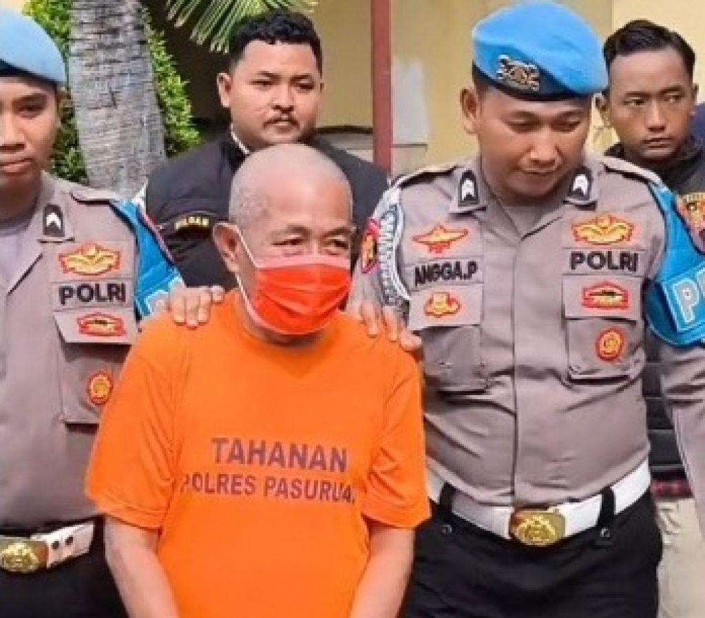 Saiful Anwar selaku Kepala Desa Ambal-Ambil