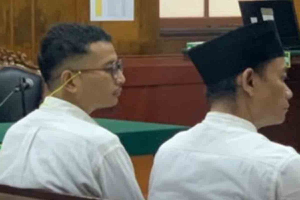 Andy Christian Zalukhu dan Pitono