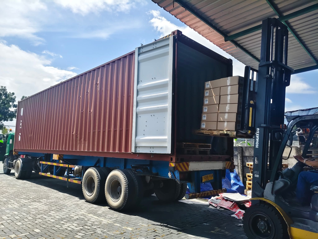 Ekspor produk kertas kado PT IGP Sleman