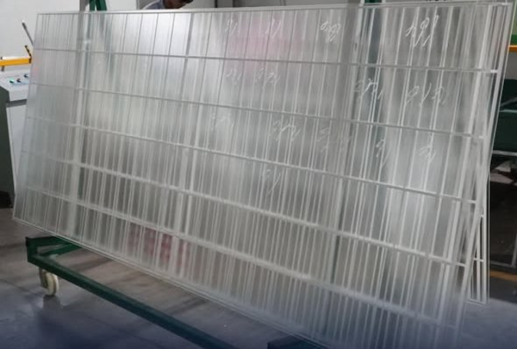 Solar glass produk PT Xinyi Solar Indonesia