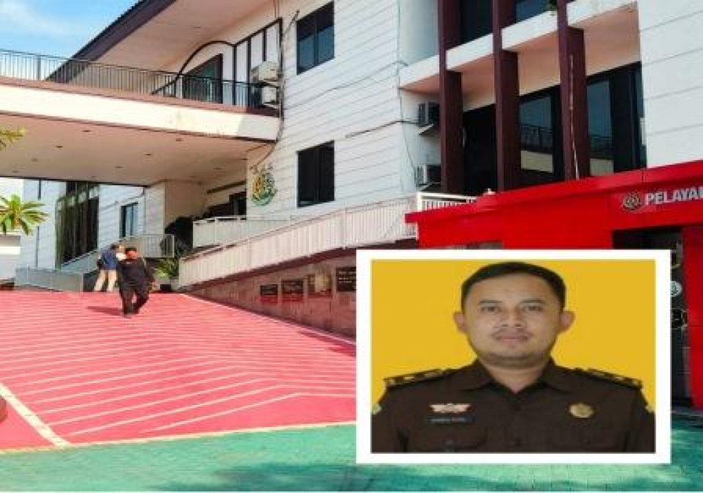 Kantor Kejari Kabupaten Pasuruan. Inzet : Kasi Pidum, Ananta Rizal Wibisono