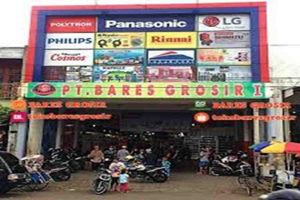 Toko Bares 1 di Desa Setail, Kecamatan Genteng, Kabupaten Banyuwangi