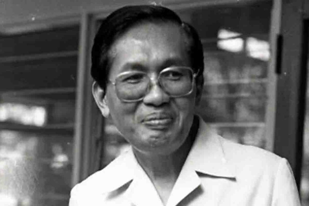 Prof. Muhammad Alwi Dahlan, M.A., Ph.D.