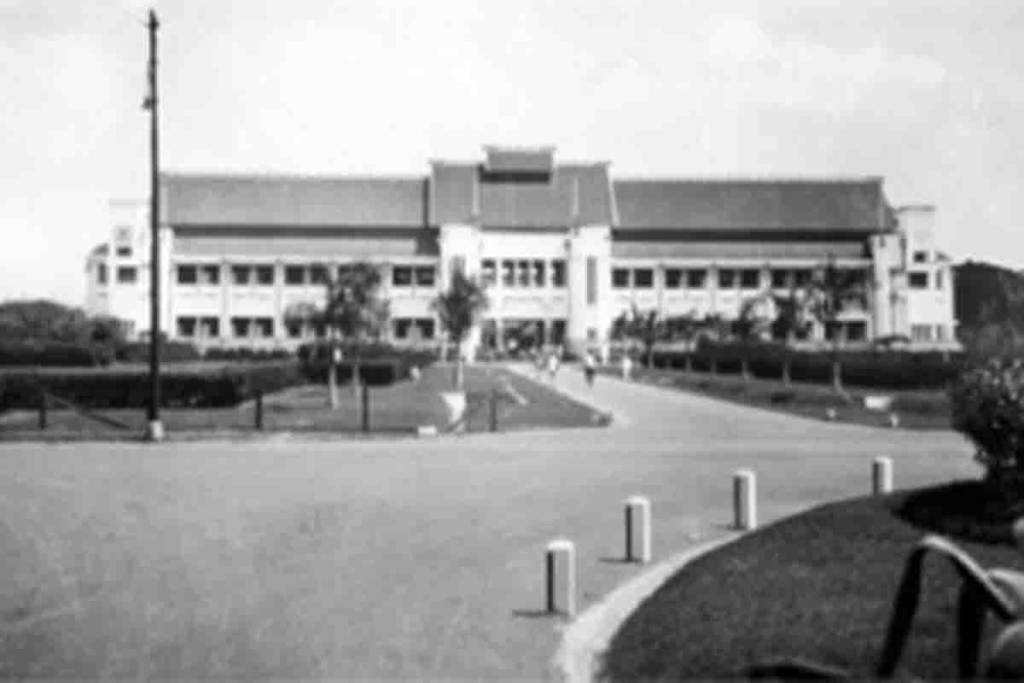 Gedung Balai Kota Surabaya