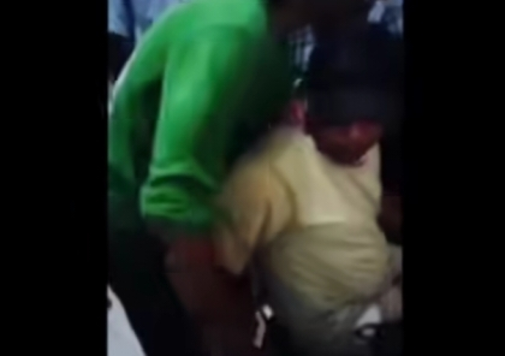 Nisu saat ditangkap warga dan Polres Situbondo