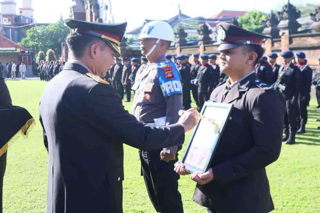 Upacara PTDH terhadap Brigpol AN