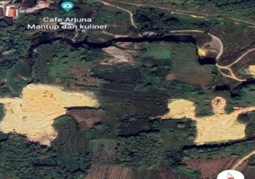 Penampakan tambang dari satelit dari Satelit