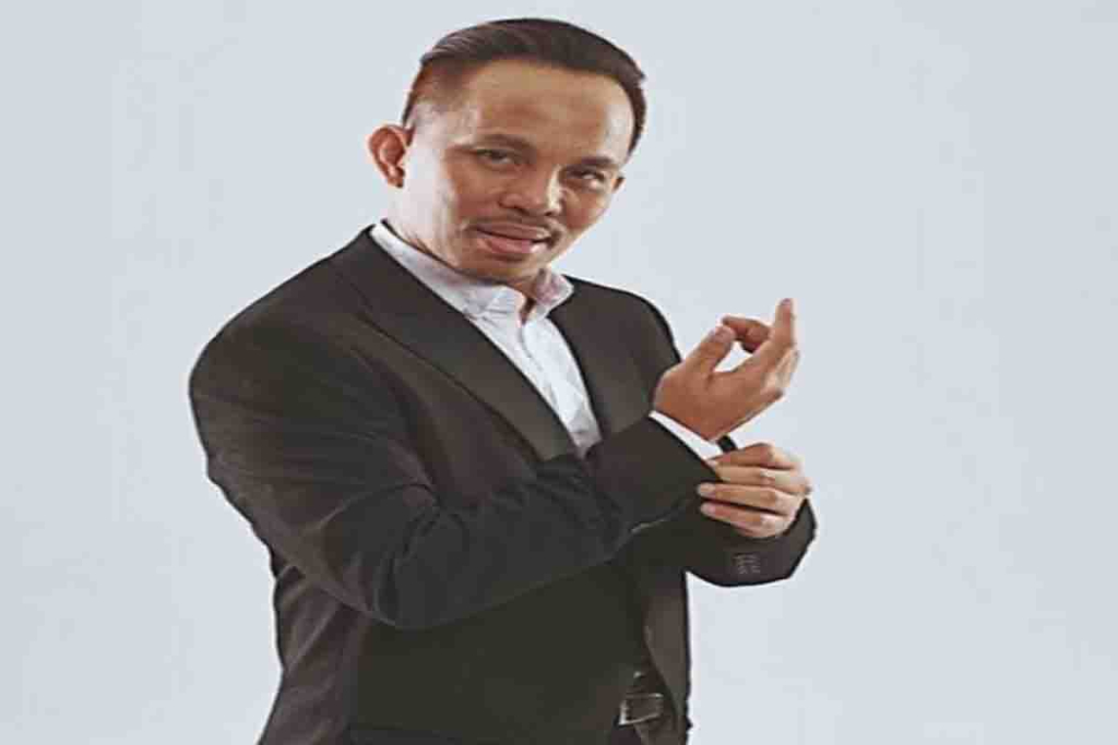 Halilintar Anofial Asmid