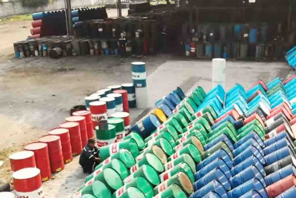 Drum rekondisi di PT  Barrel Jaya Abadi