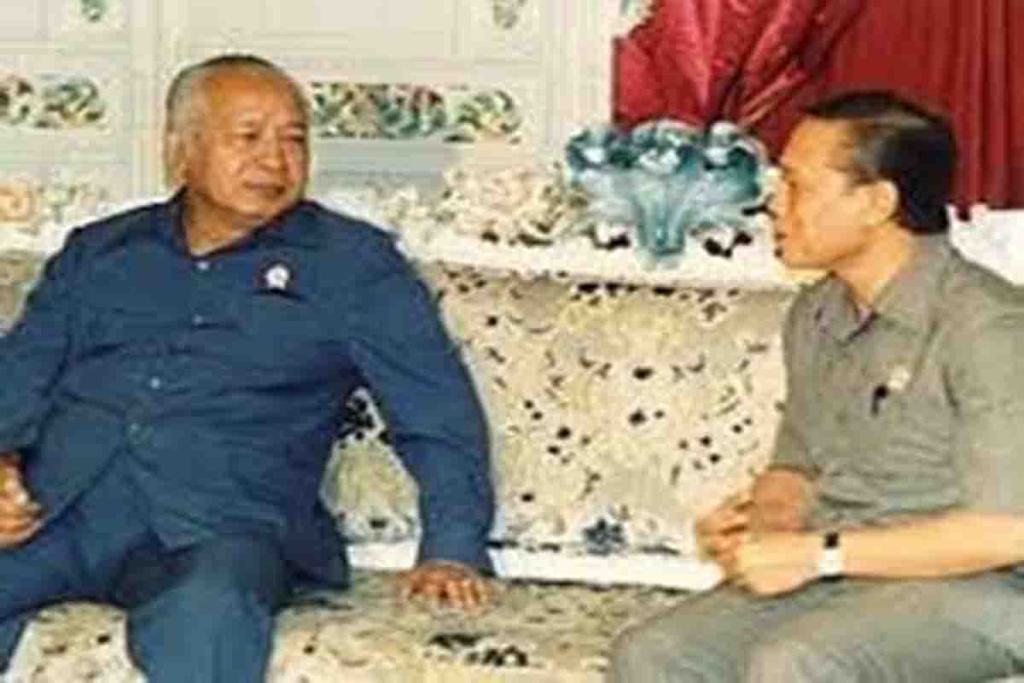 Soeharto dan Harmoko