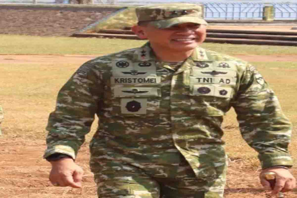 Mayjen TNI Kristomei Sianturi